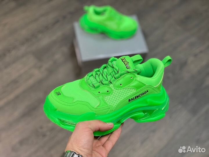 Кроссовки Balenciaga Triple s Neon Green (36-45)