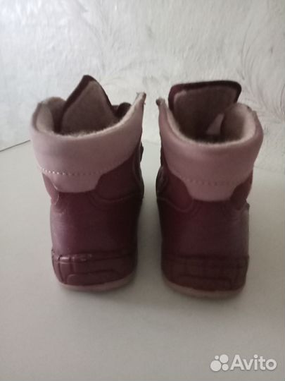 Ботинки демисезонные для девочки 23р