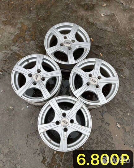 4 98 Ваз Лада R13 диски литые