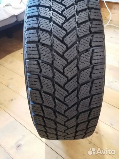 Michelin X-Ice Snow 205/55 R16 94