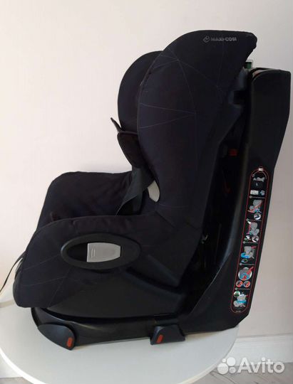 Автокресло поворотное maxi-cosi axiss