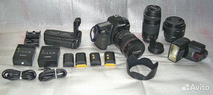 Фотоаппарат Canon EOS 5D Mark II