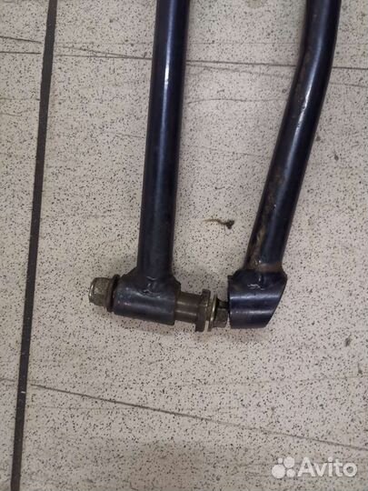 Рычаг верхний Arctic cat tz1