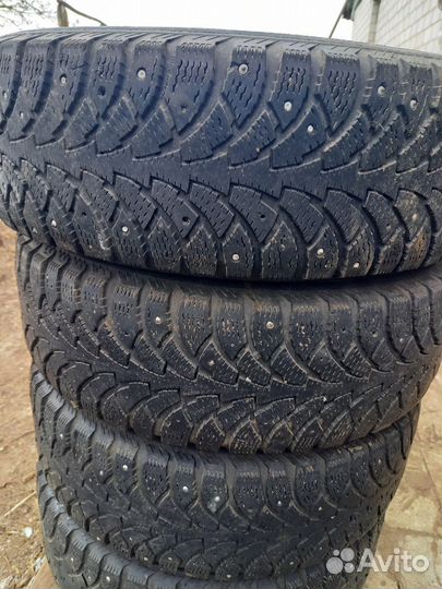 Nokian Tyres Hakkapeliitta 4 185/70 R14