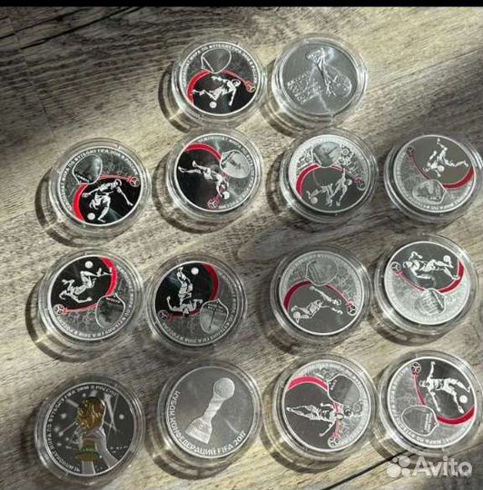 Продажа Инвестиционные серебряные и золотые монетк