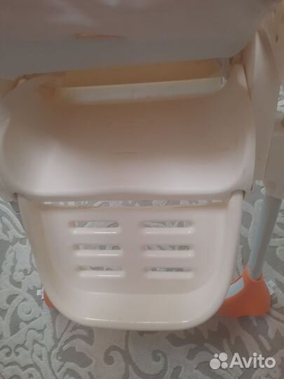 Стул для кормления