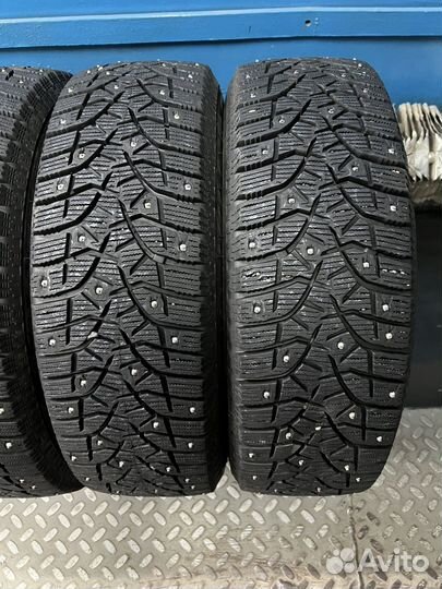 Bridgestone Blizzak Spike-02 185/65 R15