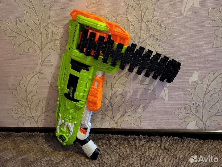 Бластер nerf zombie strike