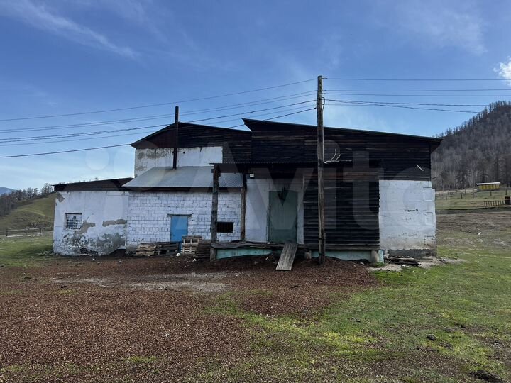 Здание, 384 м²