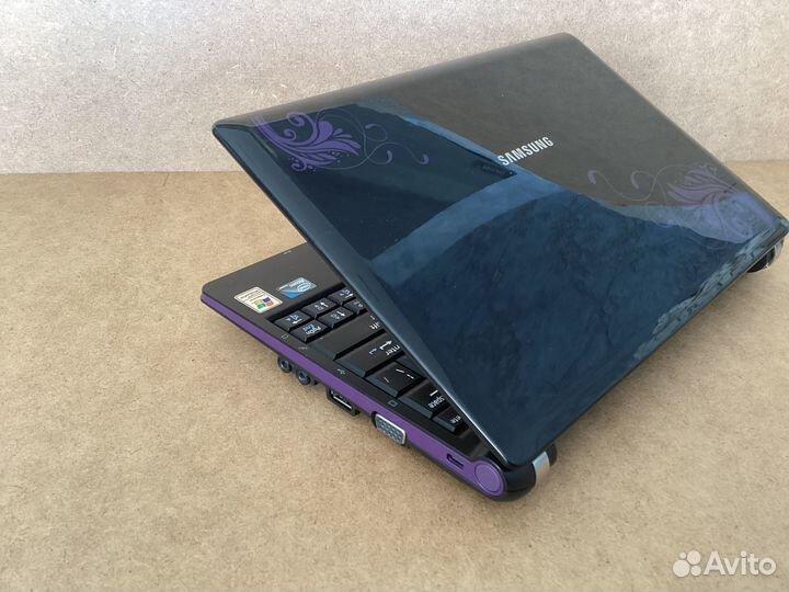 Нетбук Samsung nс10
