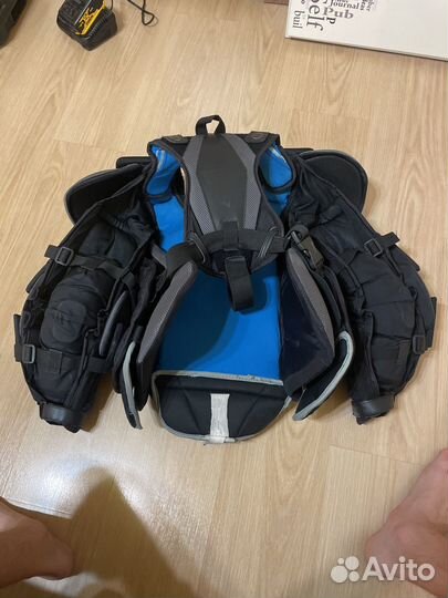 Вратарский нагрудник bauer elite int