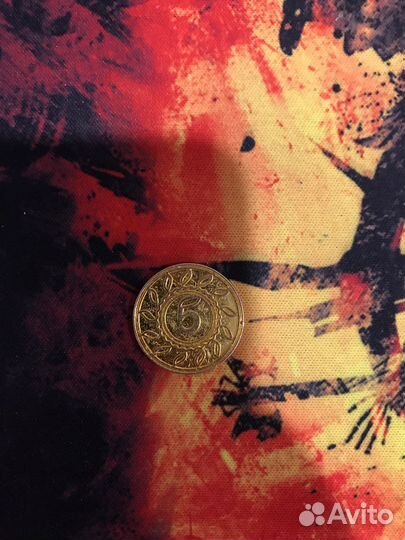 Золотая монета пятерочка