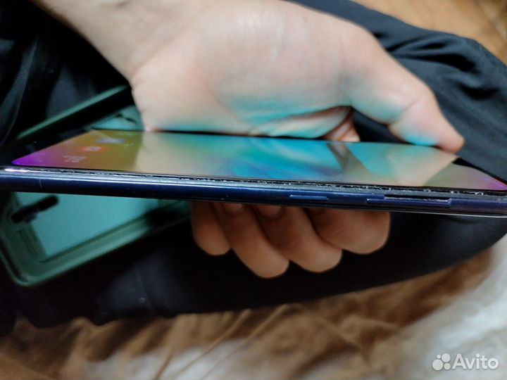 Samsung Galaxy A20, 3/32 ГБ