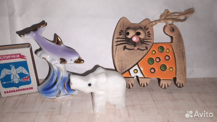 Статуэтки. Сувенир