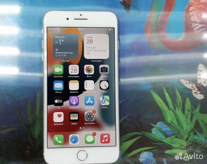 Телефон iPhone 8 plus
