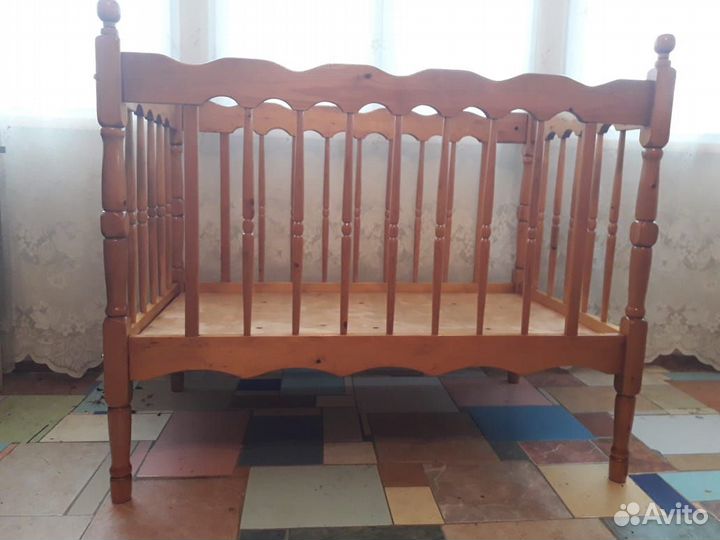 Детская кроватка манеж