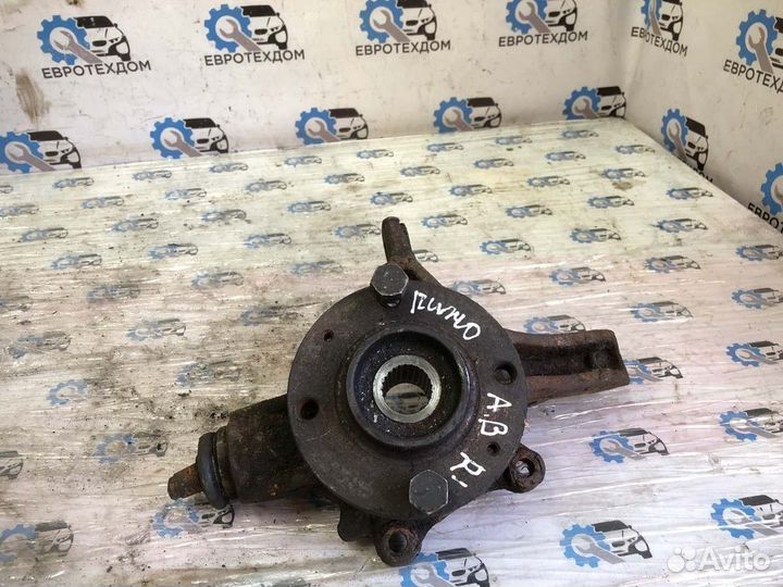 Кулак поворотный + ступица передний правый Peugeot