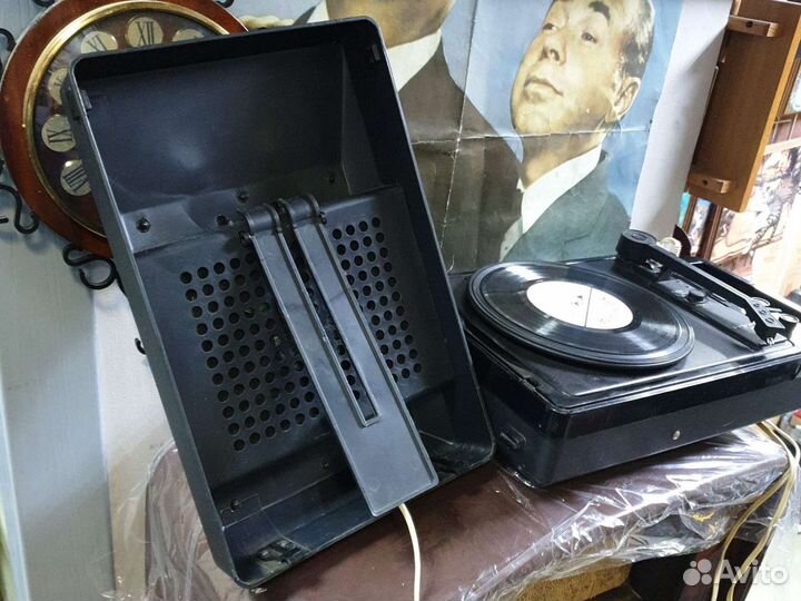 Проигрыватель винила спутник 304 СССР