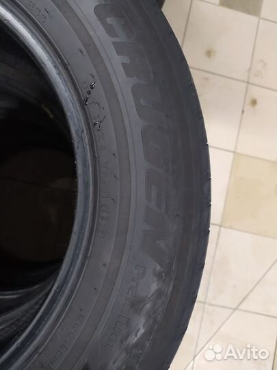 Kumho Grugen Premium 215/65 R16 30L