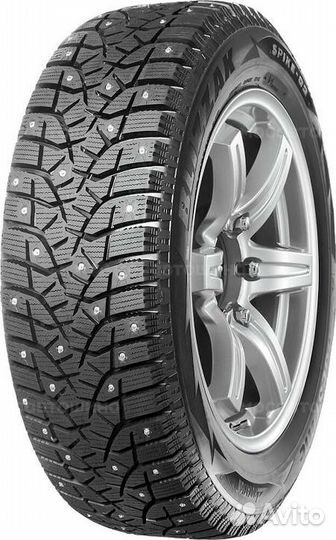Bridgestone Blizzak Spike-02 215/55 R17
