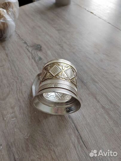 Подстаканник и блюдца