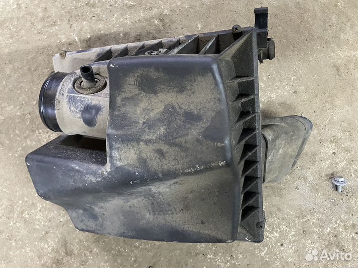 Корпус воздушного фильтра Шевроле круз б\у