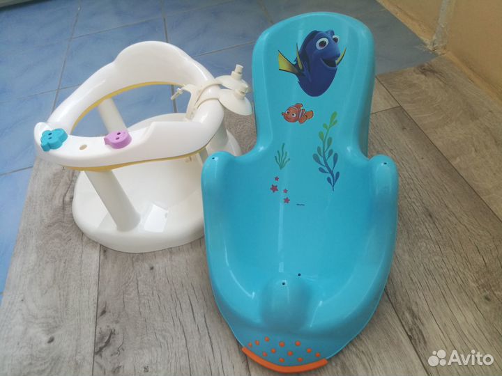 Горка для купания и нагрудник