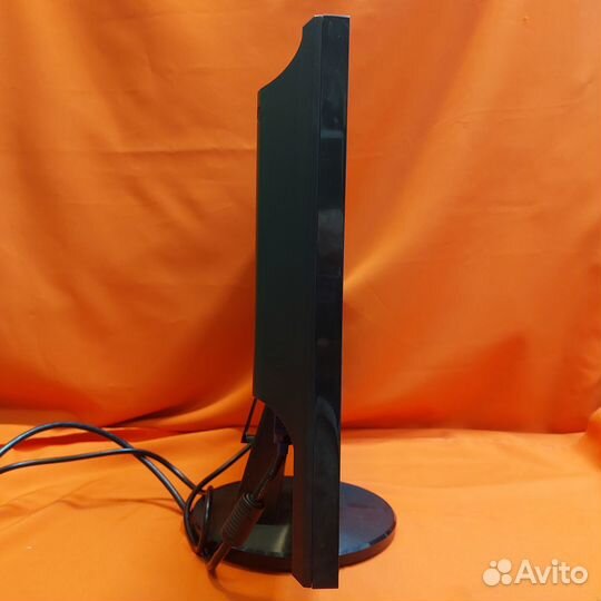 Отменный Монитор Asus для развлечений и работы