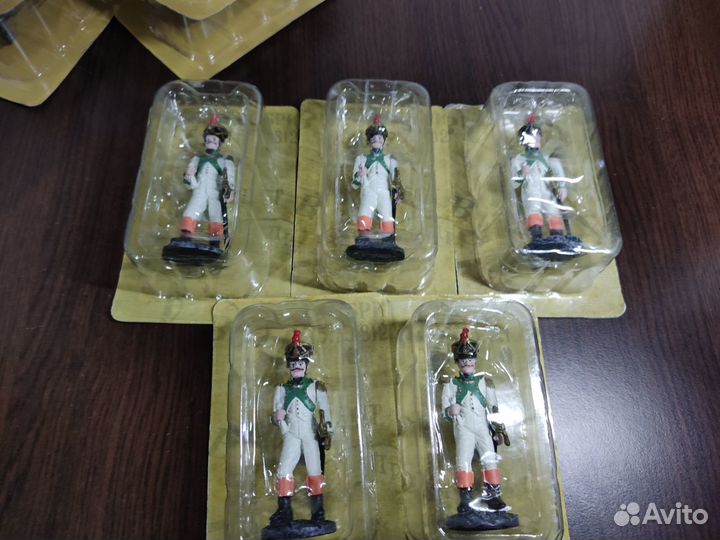 Фигурки Eaglemoss оловянные солдатики и танки