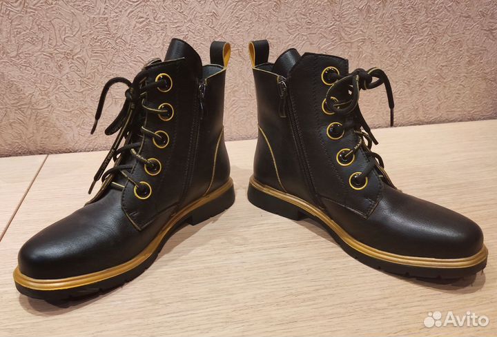 Ботинки демисезонные для девочки 36 размер