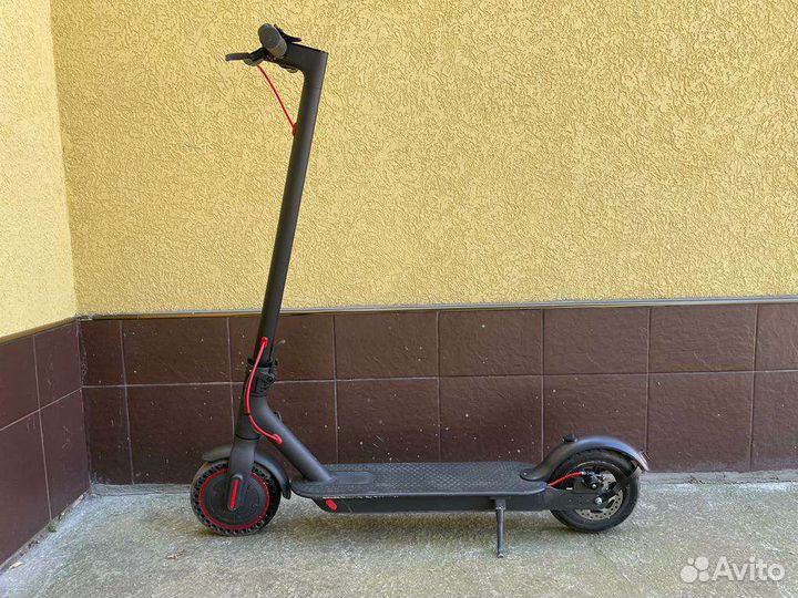 Электросамокат Xiaomi m365 pro