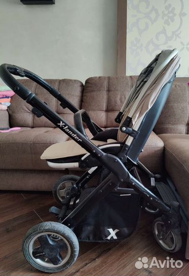 Прогулочная коляска