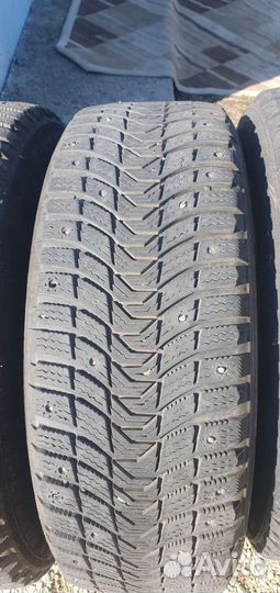 Michelin X-Ice 3 215/60 R17