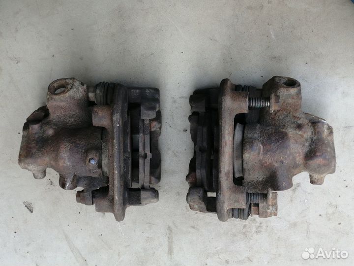 Суппорт тормозной задний дляFord Scorpio 1994-1998