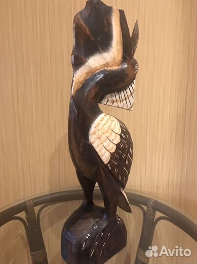 Статуэтка деревянная 