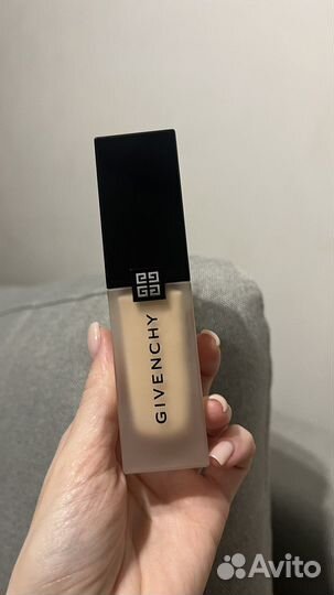 Тональный крем givenchy