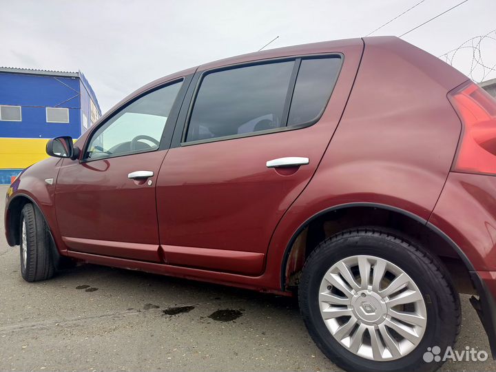 Renault Sandero 1.6 МТ, 2012, 170 000 км