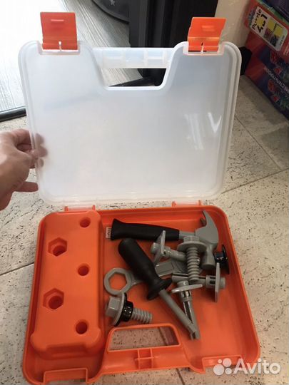 Набор инструментов в чемодане Икеа