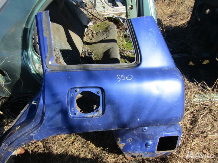 Крылья задние Тойота Рав 4 1 кузов 5дв цена за шт