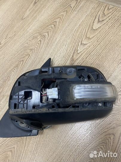 Зеркало заднего вида левое Toyota bb QNC