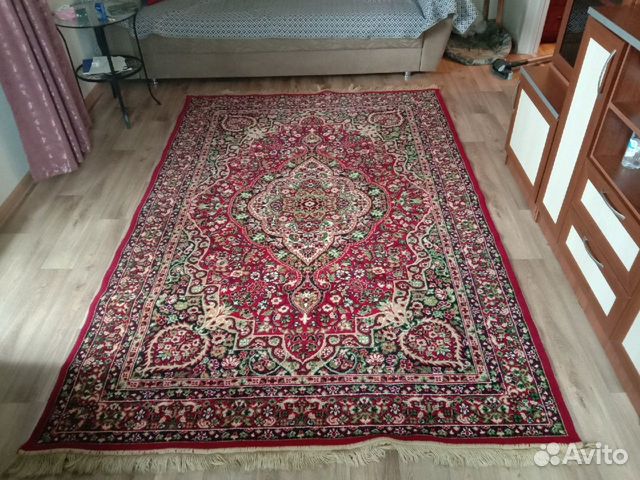 Ковер япония шерстяной 2,55 х 1,68см