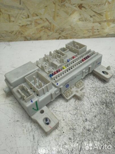 Блок предохранителей Mazda 3 Z6