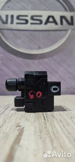 Джойстик Блок управления зеркалами Nissan teana J3