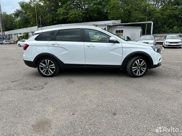 LADA Vesta Cross 1.6 CVT, 2020, 74 000 км