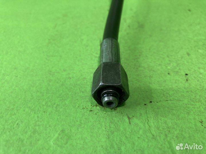 Шланг цилиндра подъема кабины MAN TGA