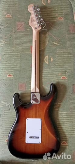 Fender squier bullet stratocaster hss+чехол+кабель