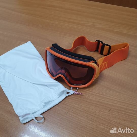 Горнолыжные очки