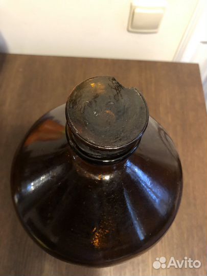 Старая аптечная бутыль с притирочной пробкой