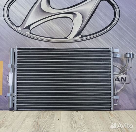 Радиатор кондиционера Hyundai elantra