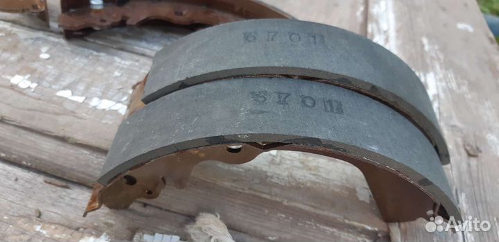 Тормозные колодки mitsubishi